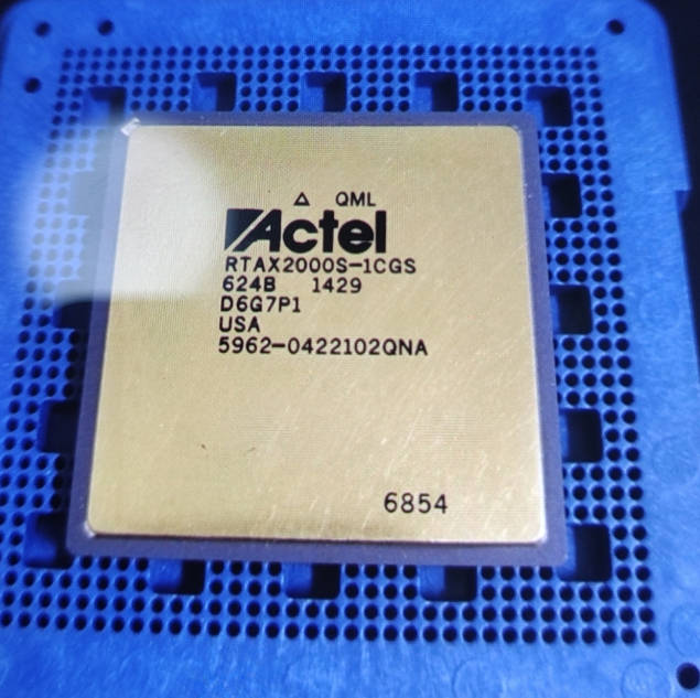 ATMEAL  Original  IC  chips